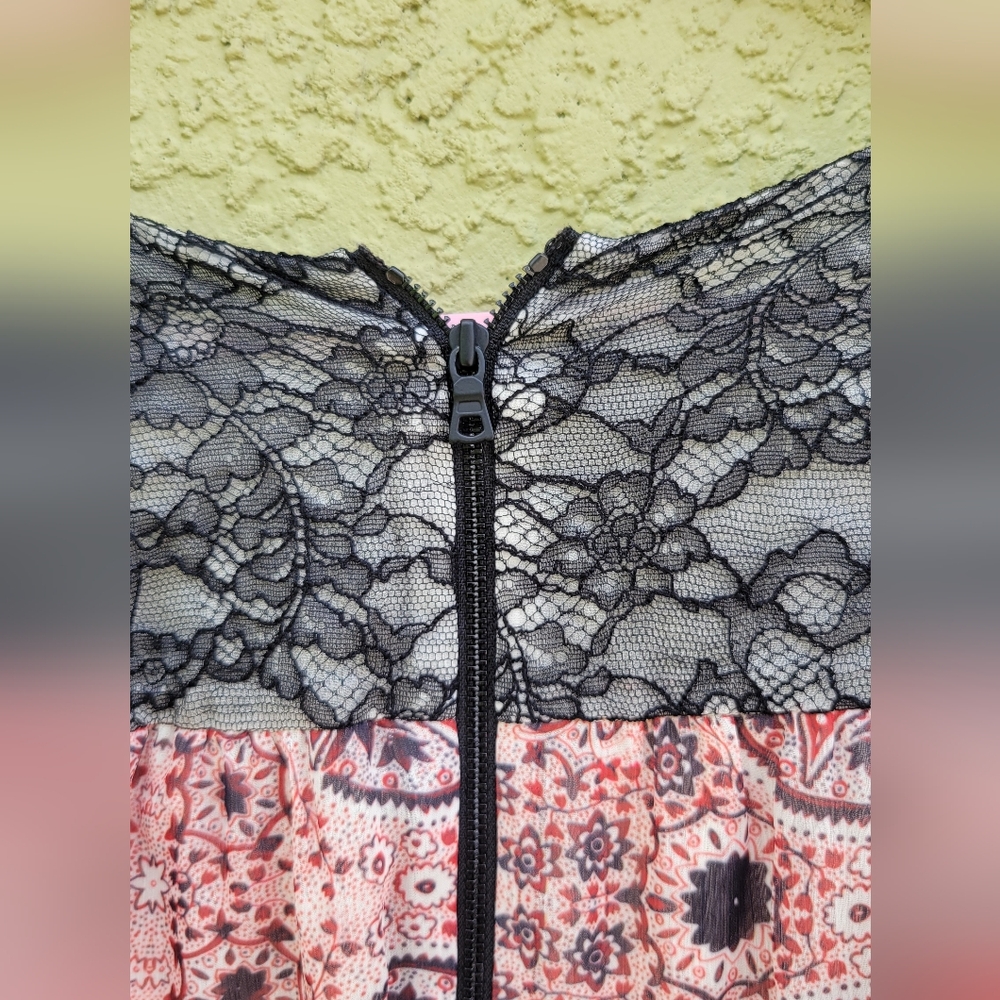 Alice + Olivia Bohemian Paisley Daren Maxi Dress - Picture 7 of 7
